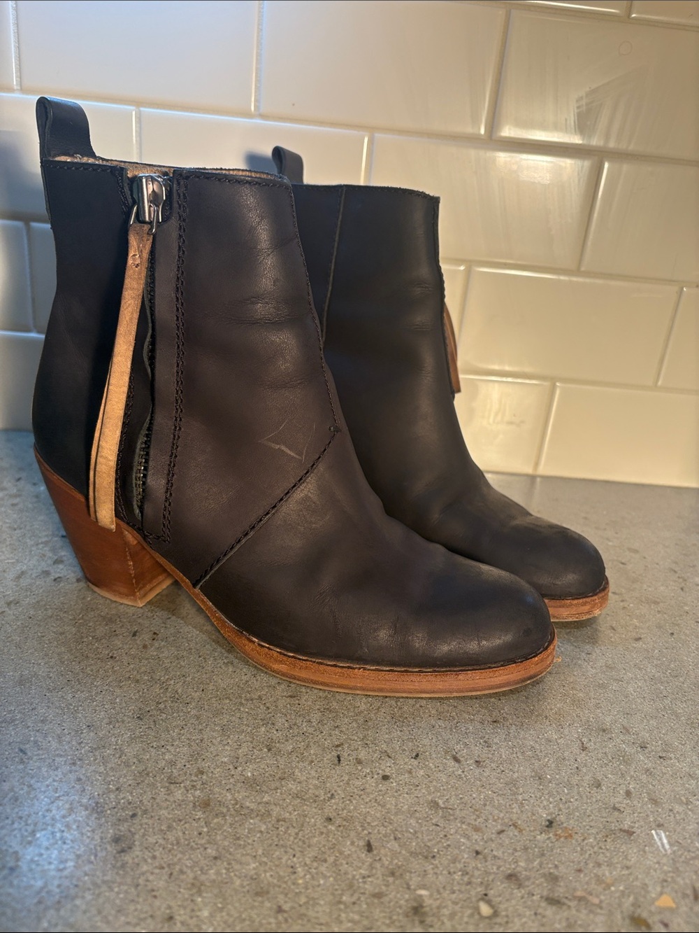 Acne Studios Pistol Leather Ankle Boots Brown Side Zip Size 38 (7.5/8 women's)